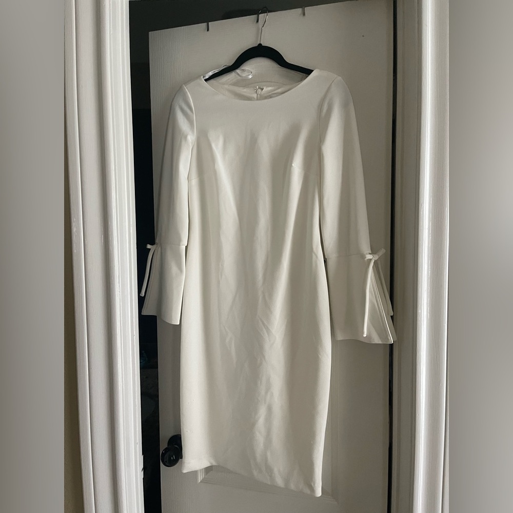 Ladies white dress size 6 Calvin Klein